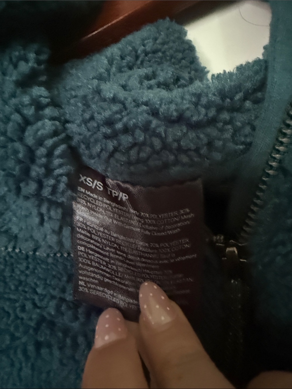 Lululemon Scuba - Picture 2 of 6